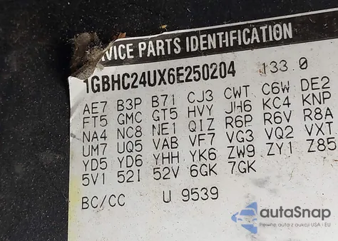 2006 Chevrolet Silverado 2500Hd Work Truck from USA, damaged, VIN 1GBHC24UX6E250204